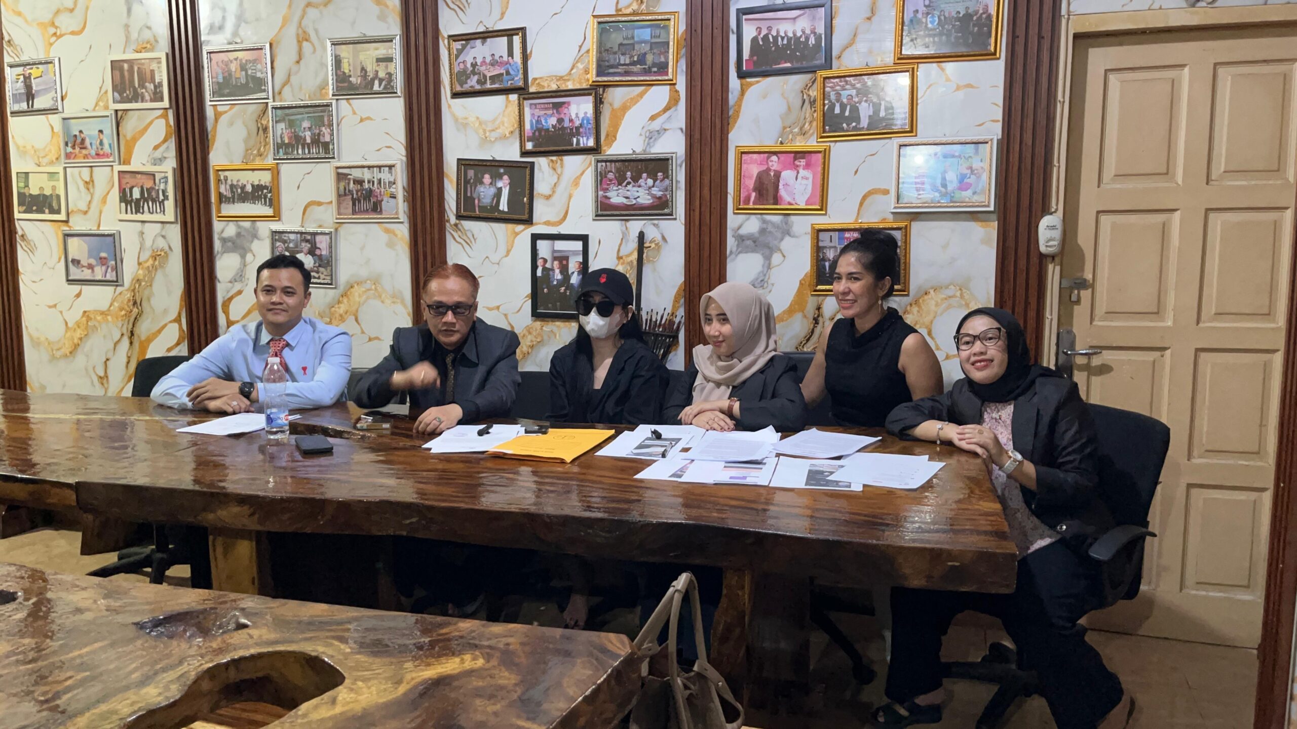Kuasa Hukum: Pebisnis Perempuan di Palembang Jadi Korban Fitnah dan Pembunuhan Karakter di Medsos